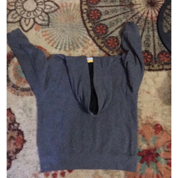 OLD NAVY Skull & Crossbones 1994 Logo Zip Hoodie Gray Sweater Jacket- Boys 7/8 - Picture 9 of 12